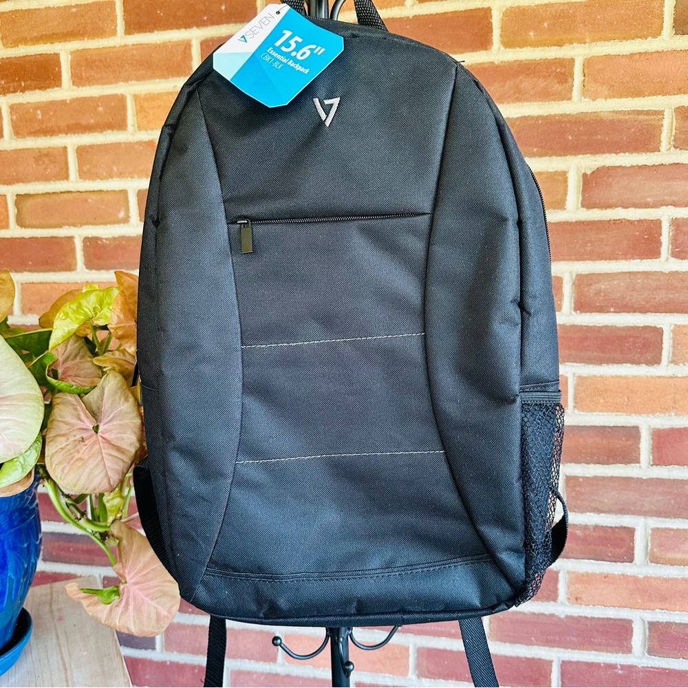 Seven 15.6” CBK1 Laptop Backpack